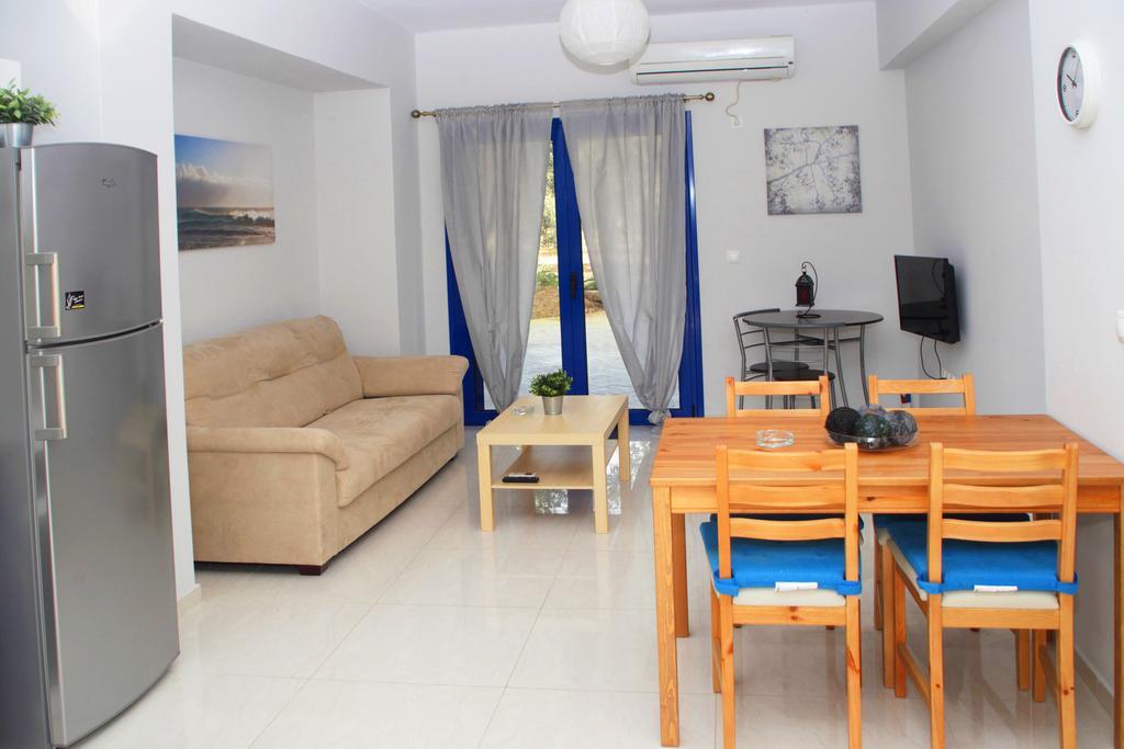 Apartamento Amalfi Complex Kato Almirí Exterior foto